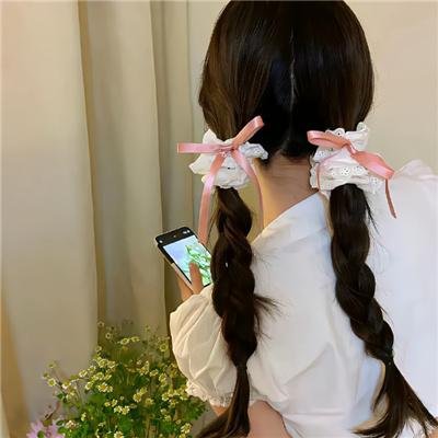 愿以白云初见君